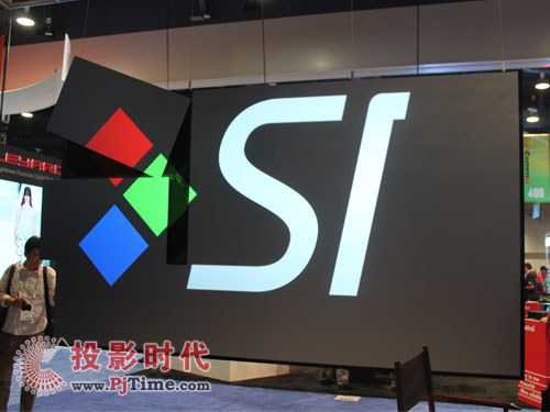 ��ͶӰ���M�롰��Ļ���r��